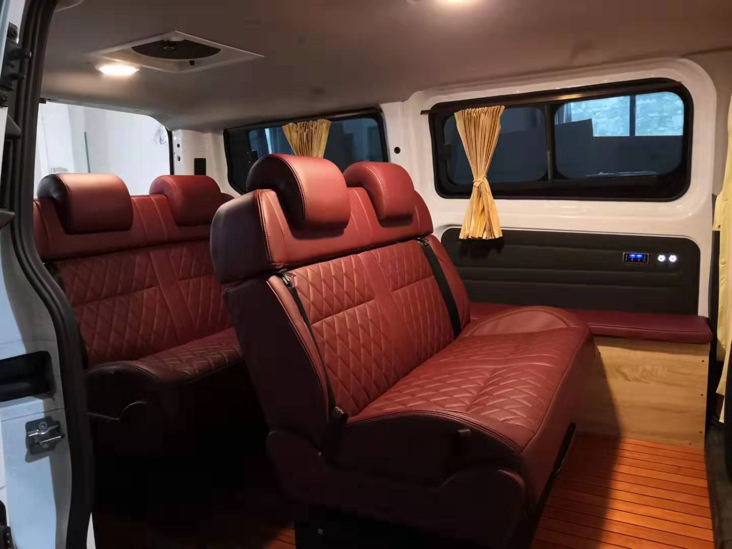 全新丰田海狮床车，长仅4.7米代步开也方便，客厅能坐7人有2张床_车家号_发现车生活_汽车之家